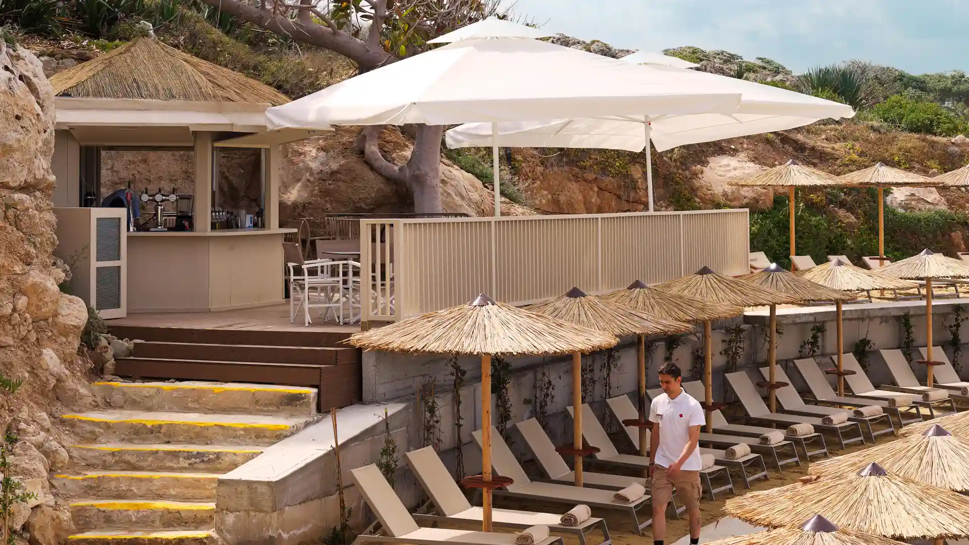 Leonardo Laura Beach & Splash Resort - The Rock Beach Bar