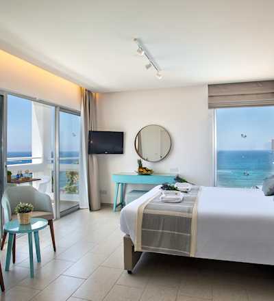 Presidential Suite with Panoramic Sea View