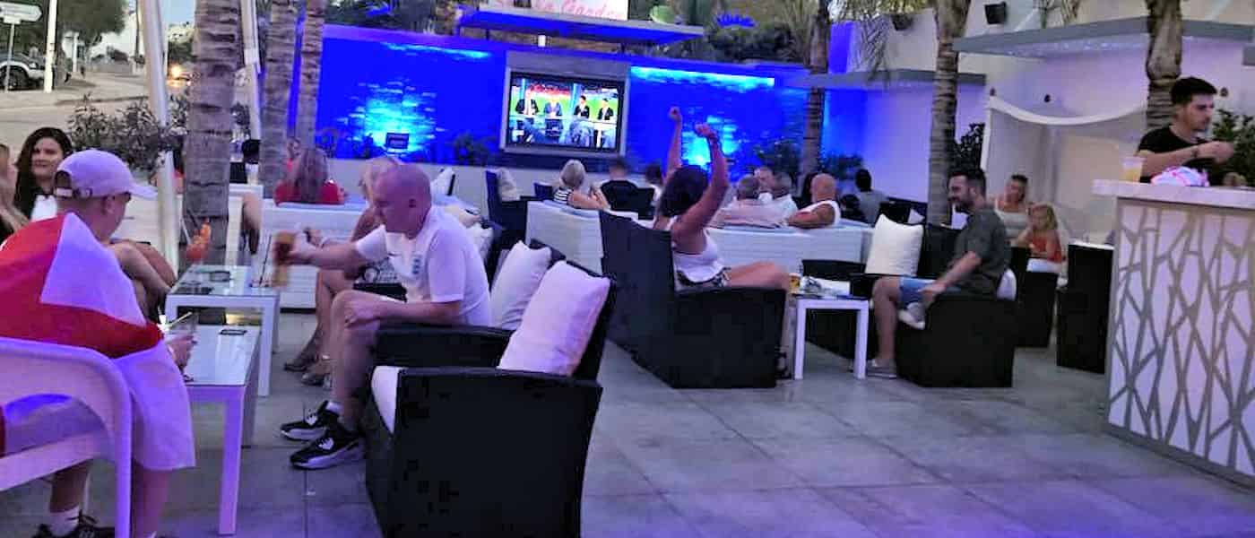 Leonardo Mediterranean Hotels & Resorts - Bell’s Cocktail Bar