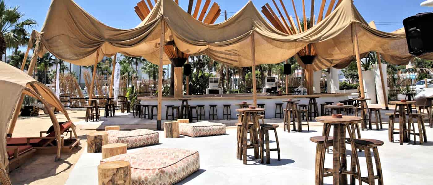 Leonardo Mediterranean Hotels & Resorts - Nava Seaside Lounge and Restaurant