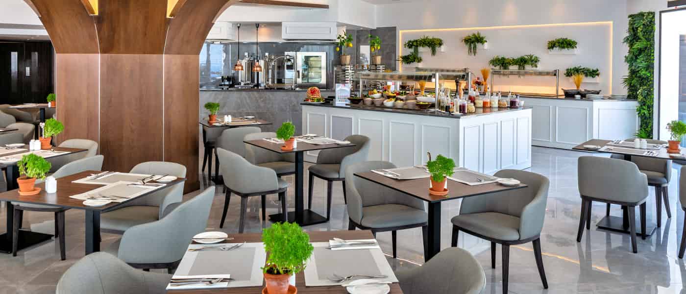 Leonardo Mediterranean Hotels & Resorts - Blue Horizon Restaurant