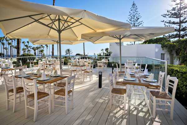 Traditional setting of a Greek taverna