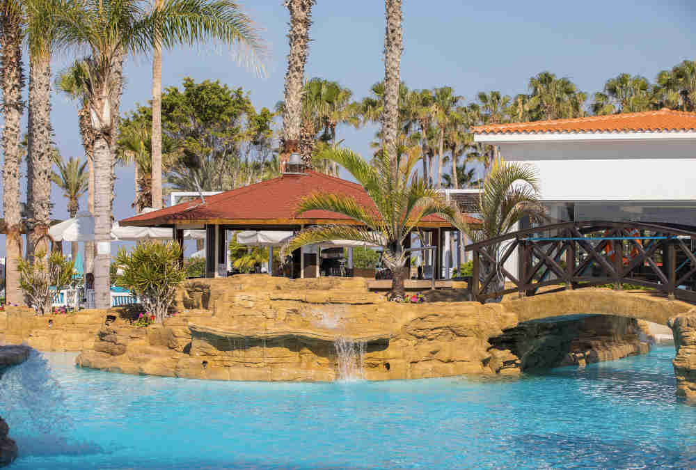 Leonardo Hotels & Resorts Mediterranean - poolBar_02