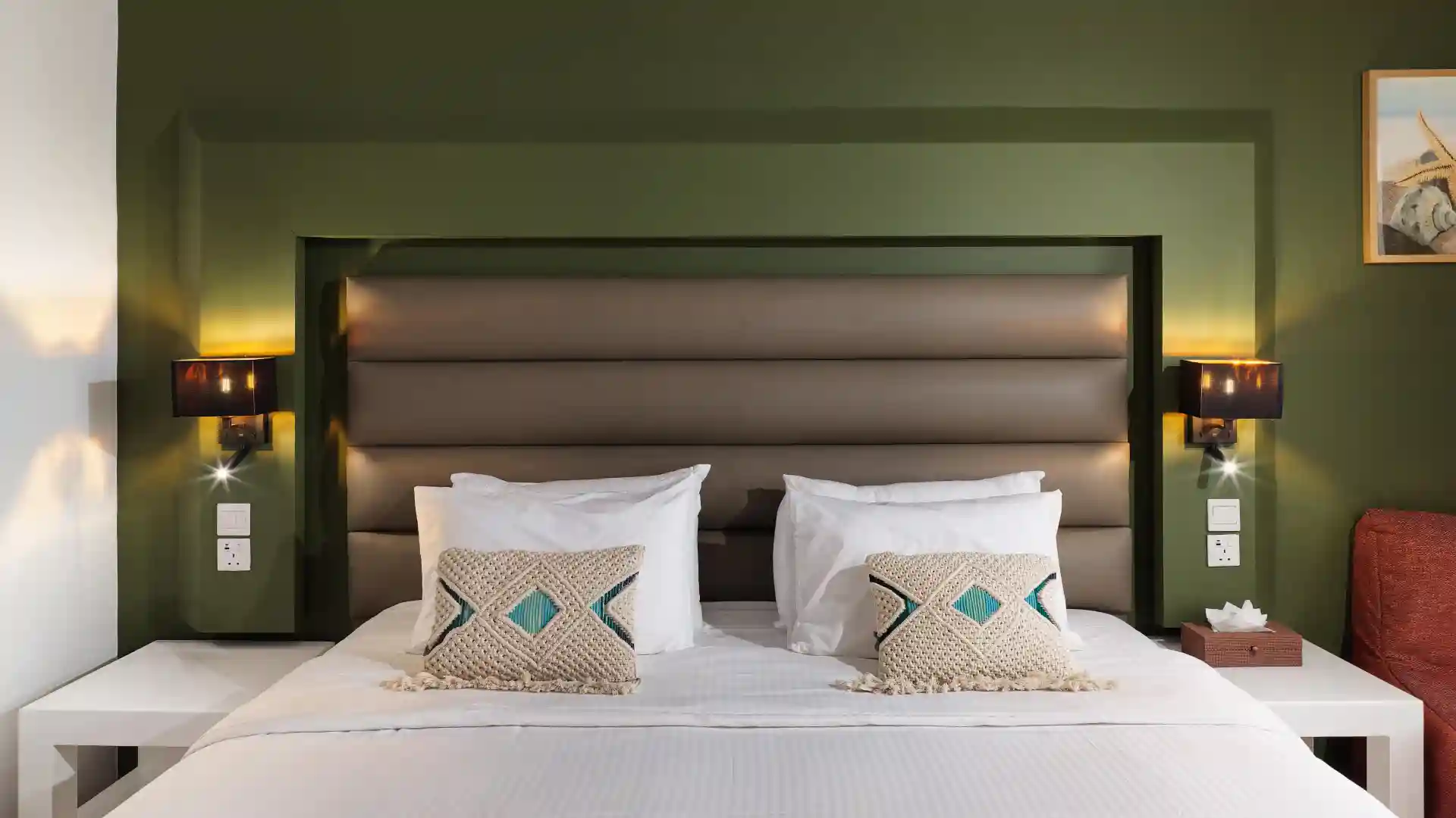 Leonardo Hotels & Resorts Mediterranean - deluxeRoomSeaViewWithExecutiveLoungeAccess_06