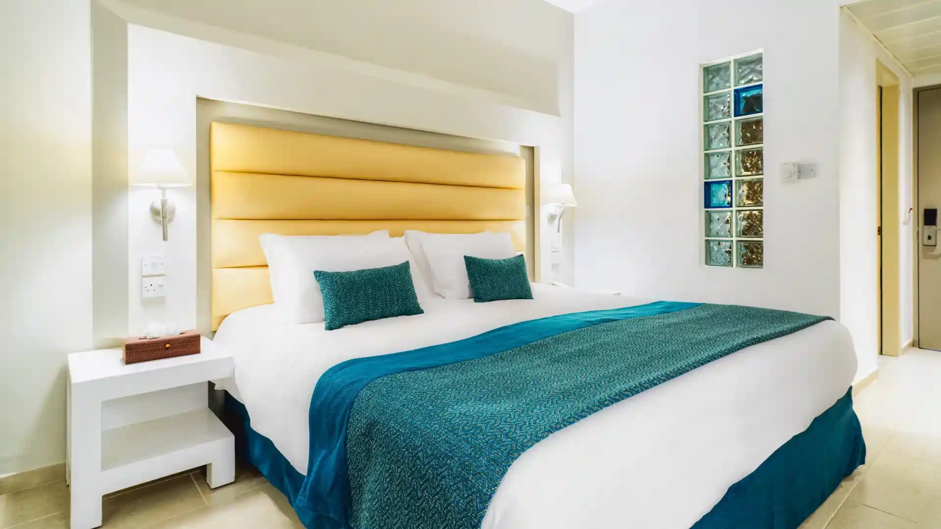 Leonardo Hotels & Resorts Mediterranean - familyRoomInlandView_02