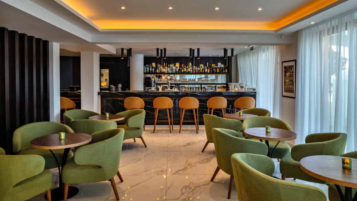 Leonardo Hotels & Resorts Mediterranean - ariadneLoungeBar_02