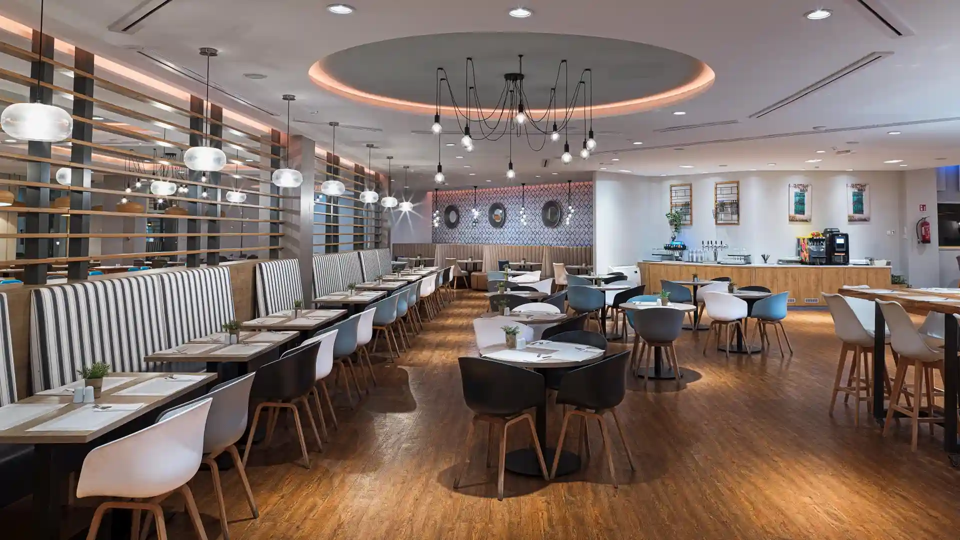 Leonardo Hotels & Resorts Mediterranean - blueHorizonRestaurant_02