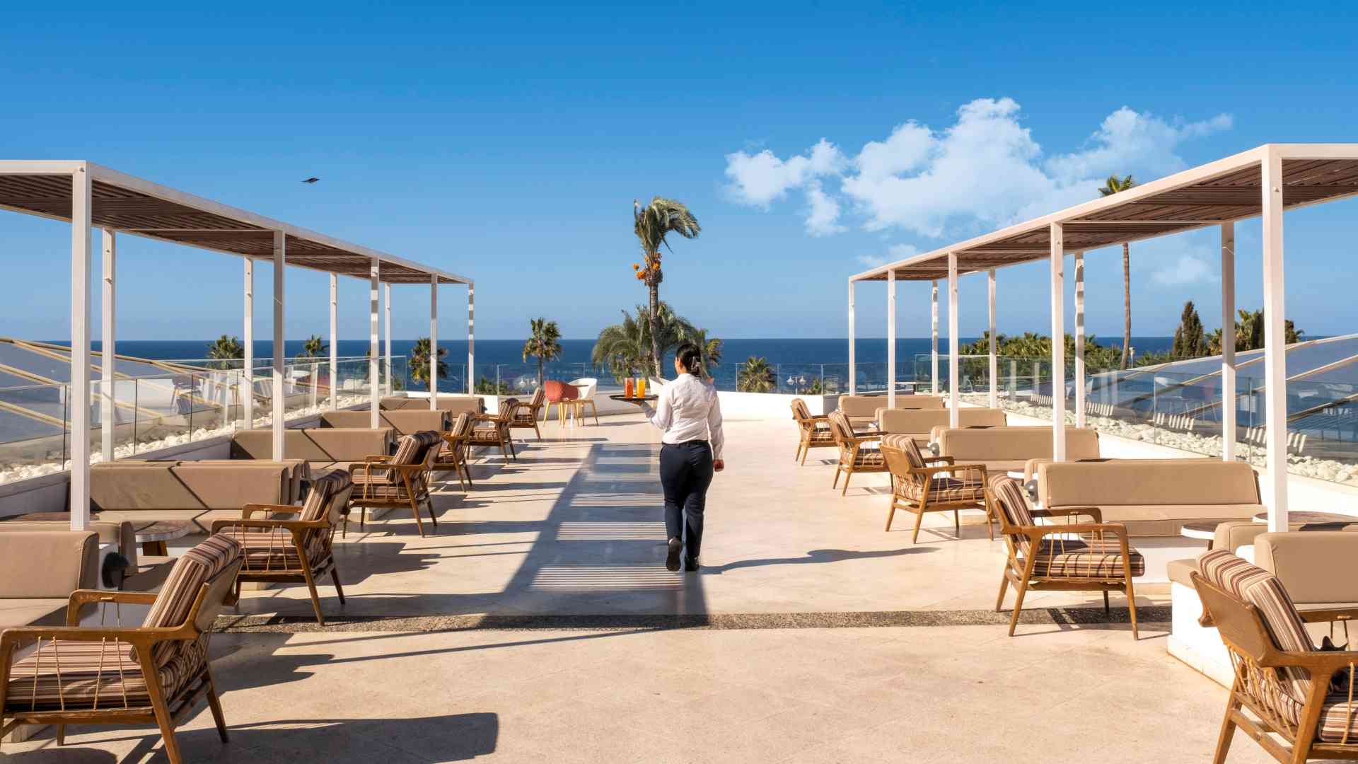 Leonardo Hotels & Resorts Mediterranean - oceansLoungeBar_02