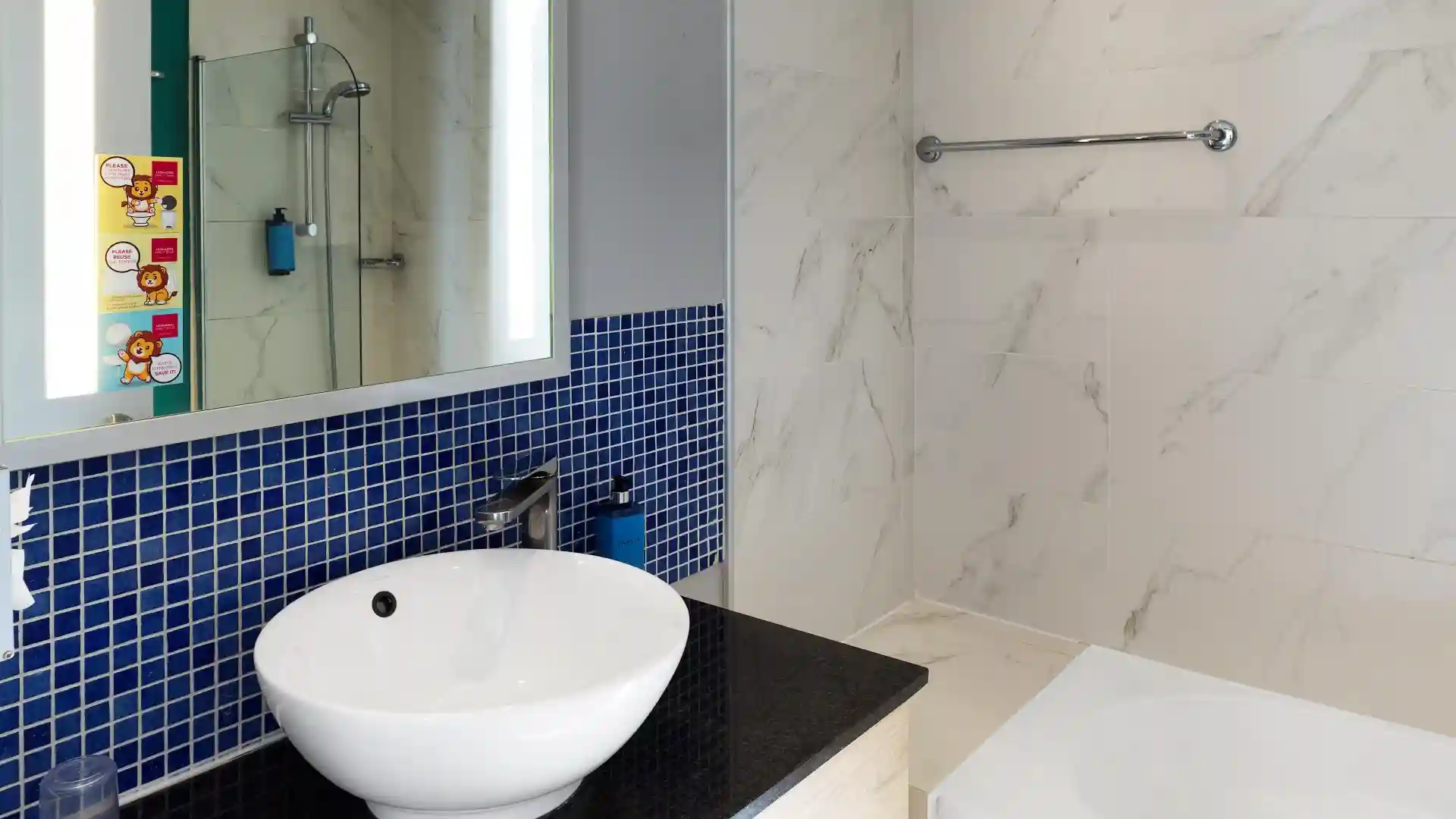 Leonardo Hotels & Resorts Mediterranean - seaViewSuite_07