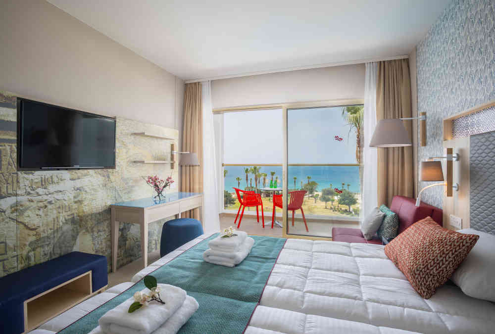 Leonardo Hotels & Resorts Mediterranean - twinDoubleSeaView_04