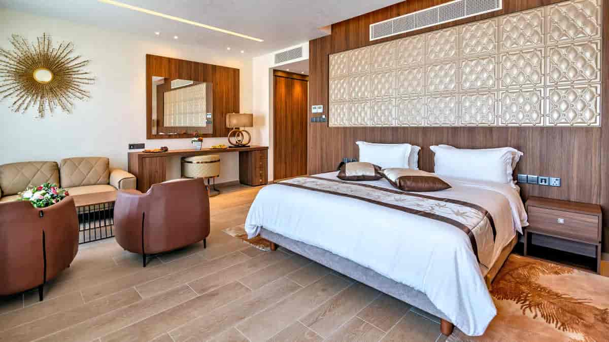 Leonardo Hotels & Resorts Mediterranean - suiteCityView_01
