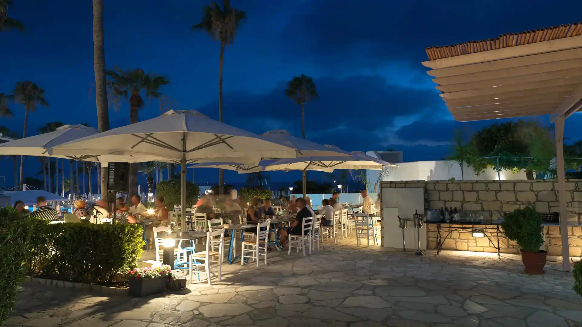 Leonardo Hotels & Resorts Mediterranean - mourayioGreekTaverna_07